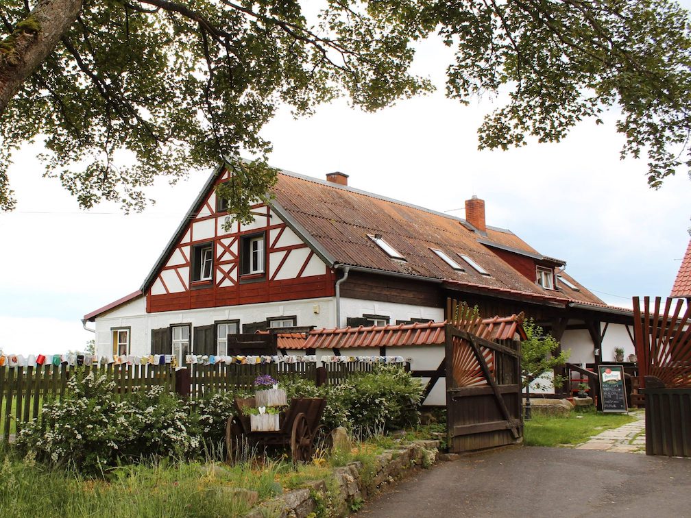 Restaurace na gruntu